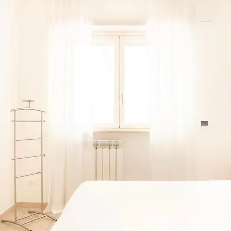 Appartamento Moderno E Luminoso Rome Exterior photo